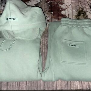 Comfrt Airplane Mode Hoodie & Sweatpants Set - Aloe
